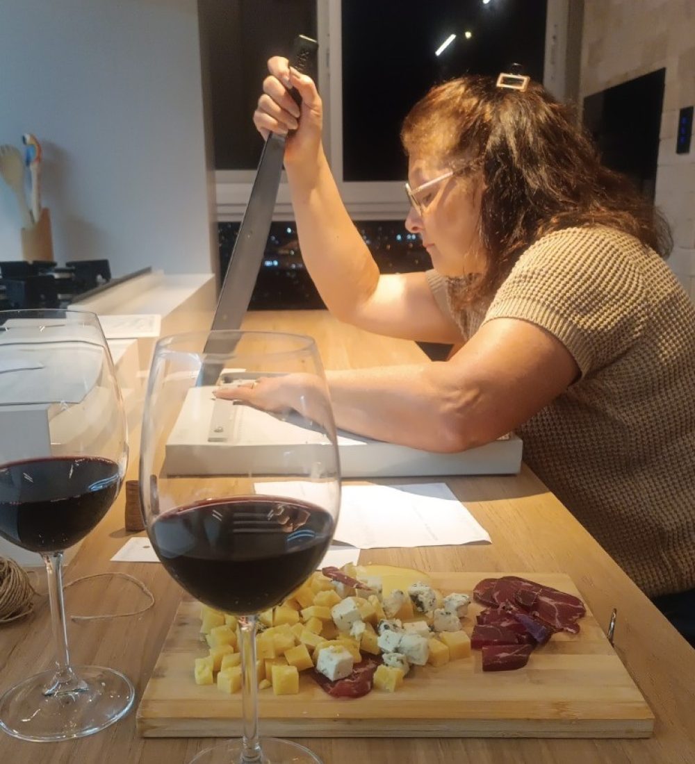 Noite vinhos e papeis