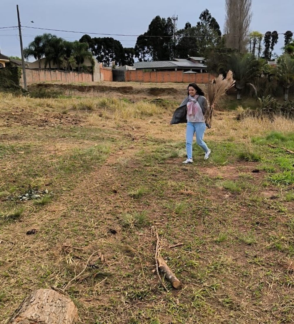 Feliz por achar capim bonito